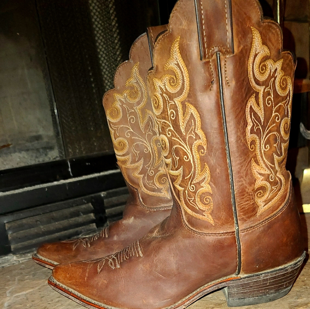 Womans Justin leather dress boots